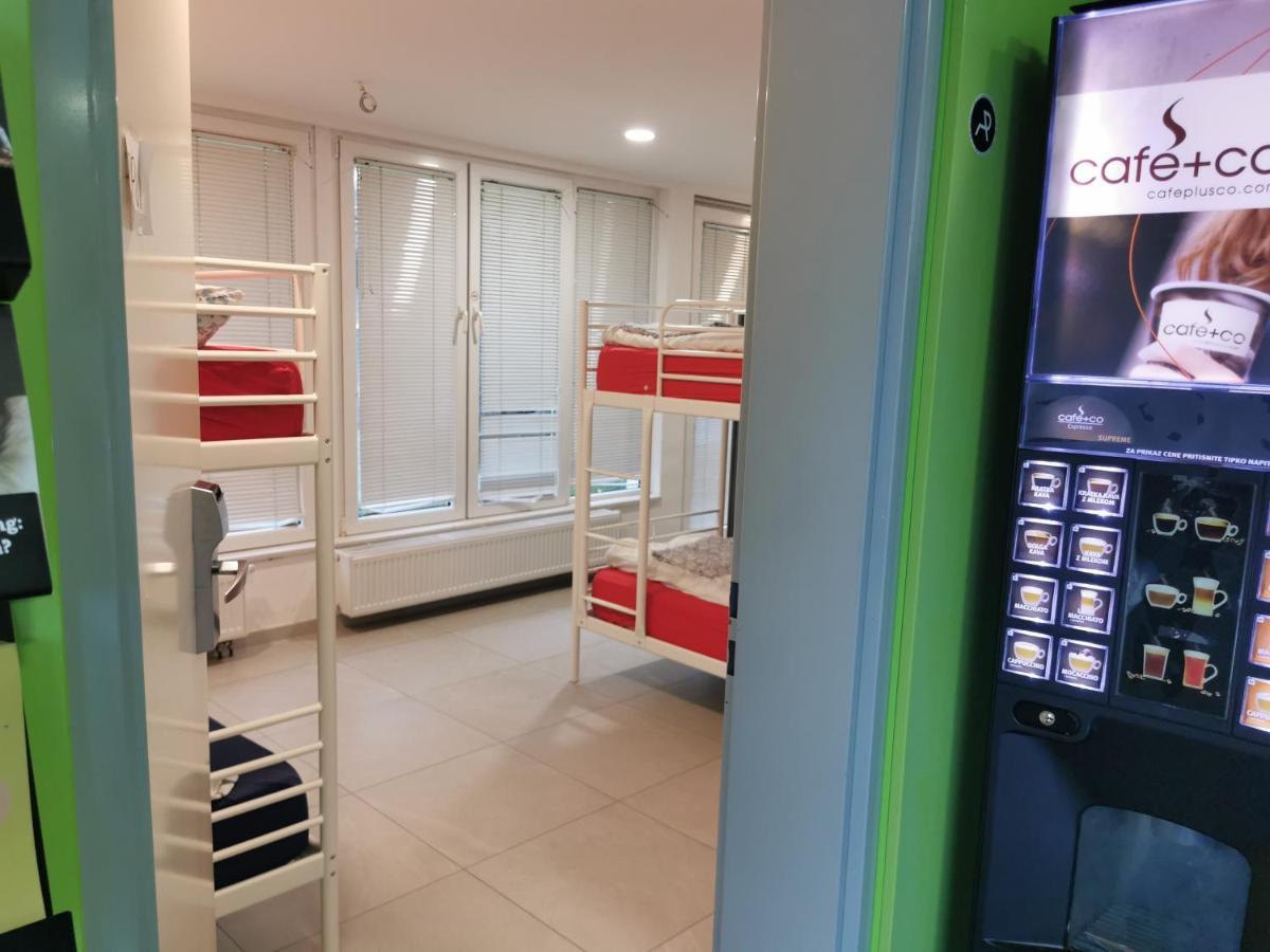 Simbol Rooms With Free Private Parking Ljubljana Exterior photo