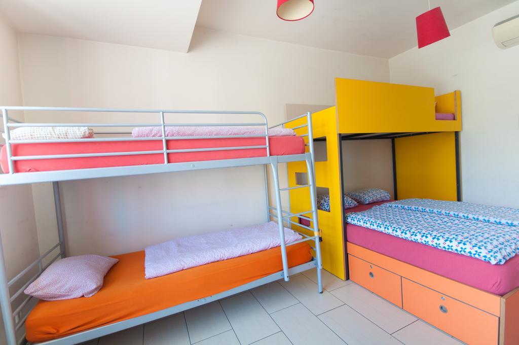 Simbol Rooms With Free Private Parking Ljubljana Room photo