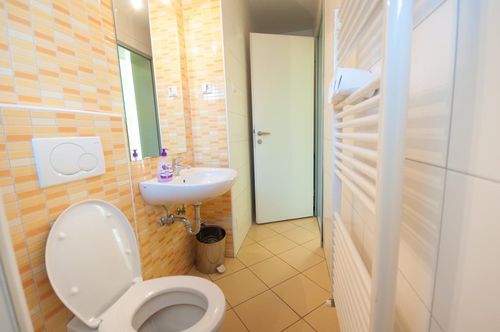 Simbol Rooms With Free Private Parking Ljubljana Room photo