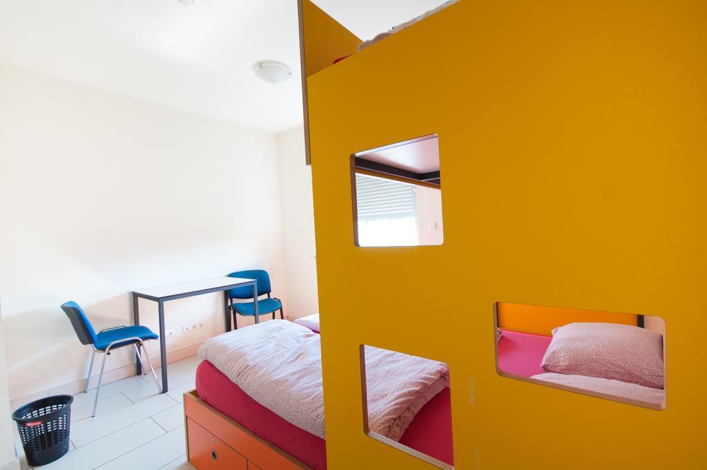 Simbol Rooms With Free Private Parking Ljubljana Room photo