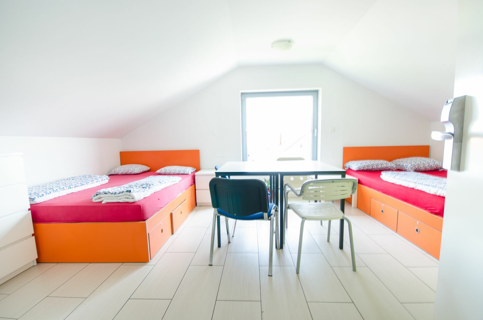 Simbol Rooms With Free Private Parking Ljubljana Exterior photo