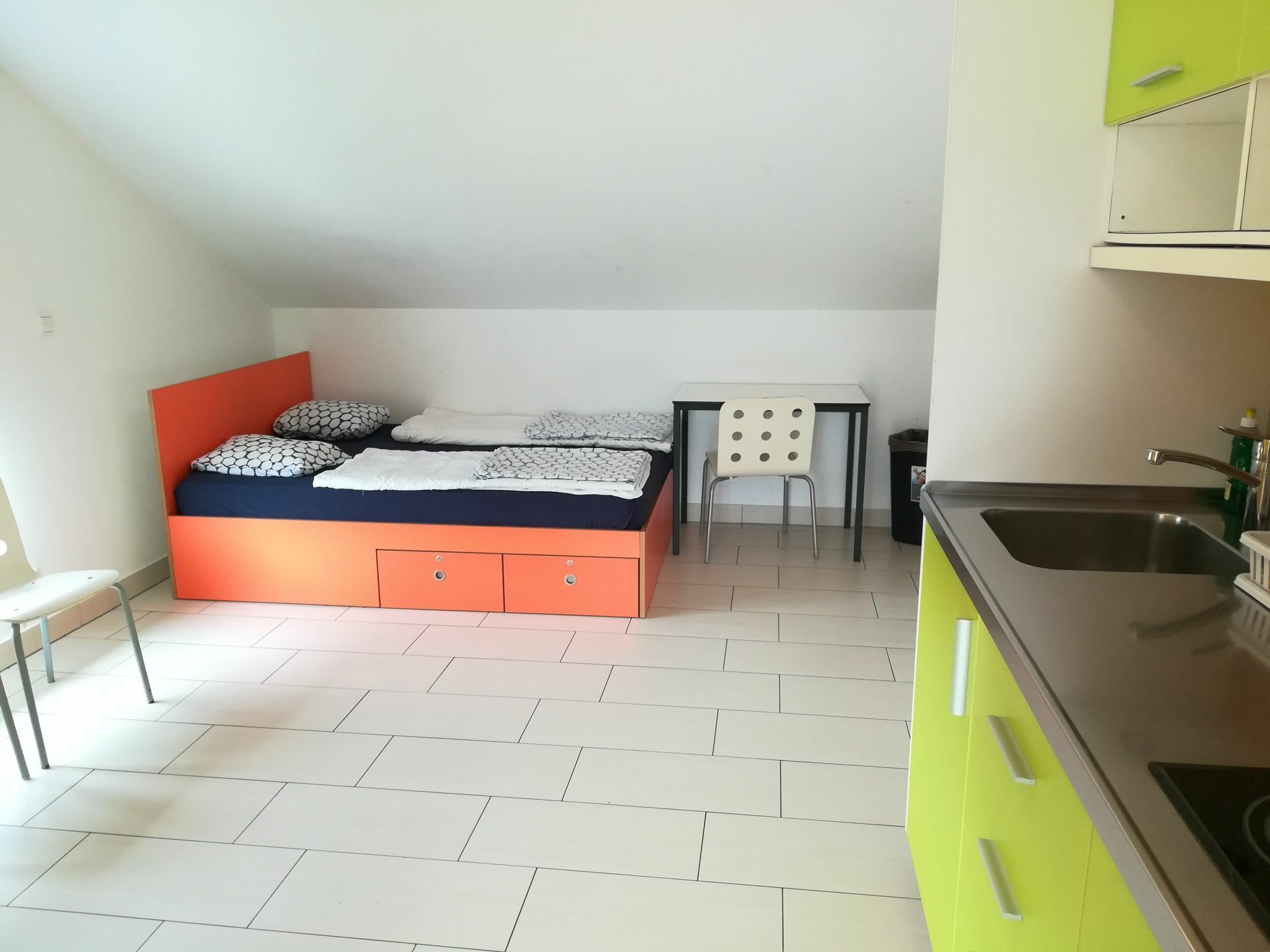 Simbol Rooms With Free Private Parking Ljubljana Exterior photo