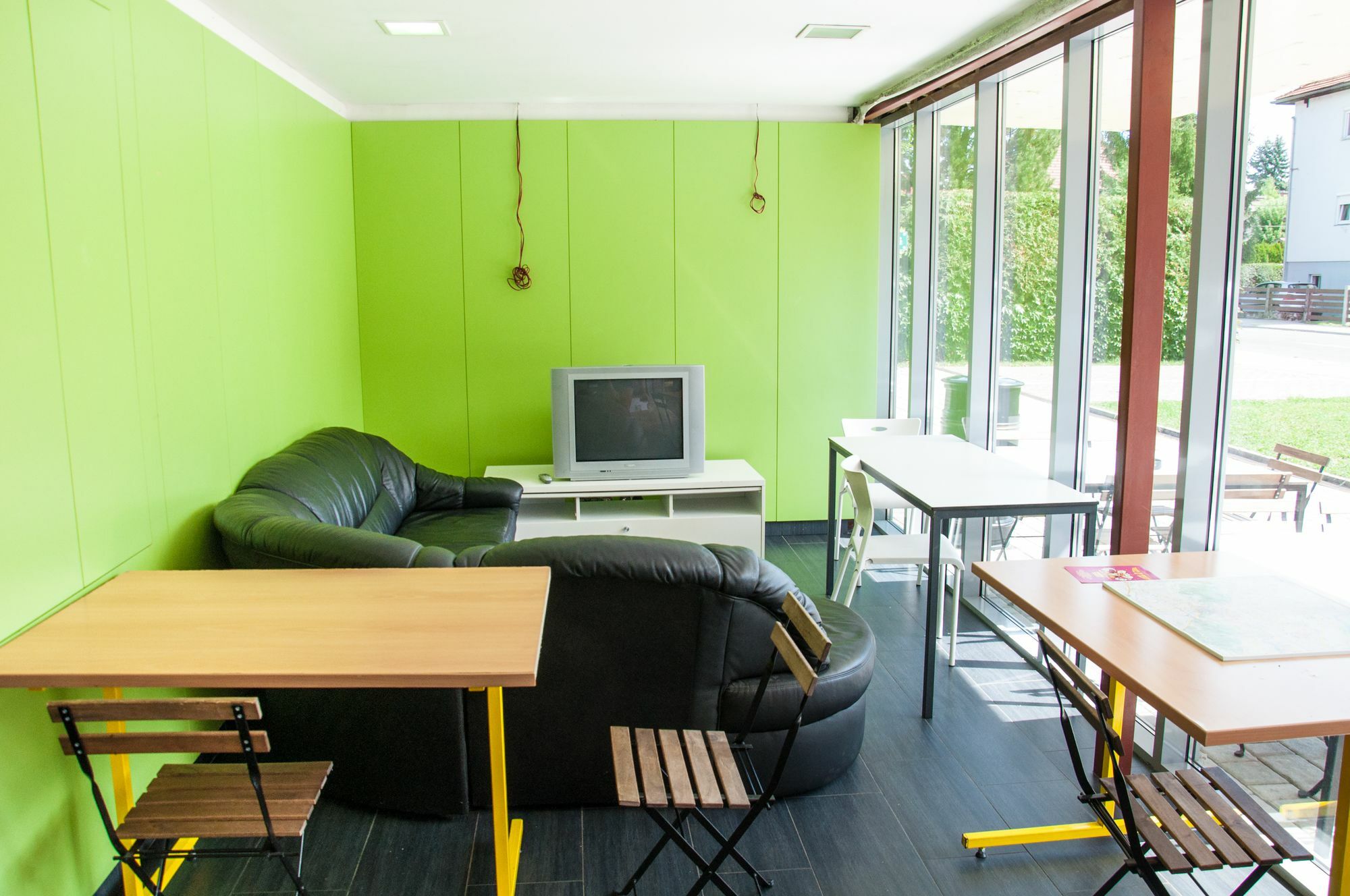 Simbol Rooms With Free Private Parking Ljubljana Exterior photo